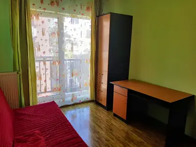 Apartament inchiriere Sector 2 Bucuresti dormitor cu birou